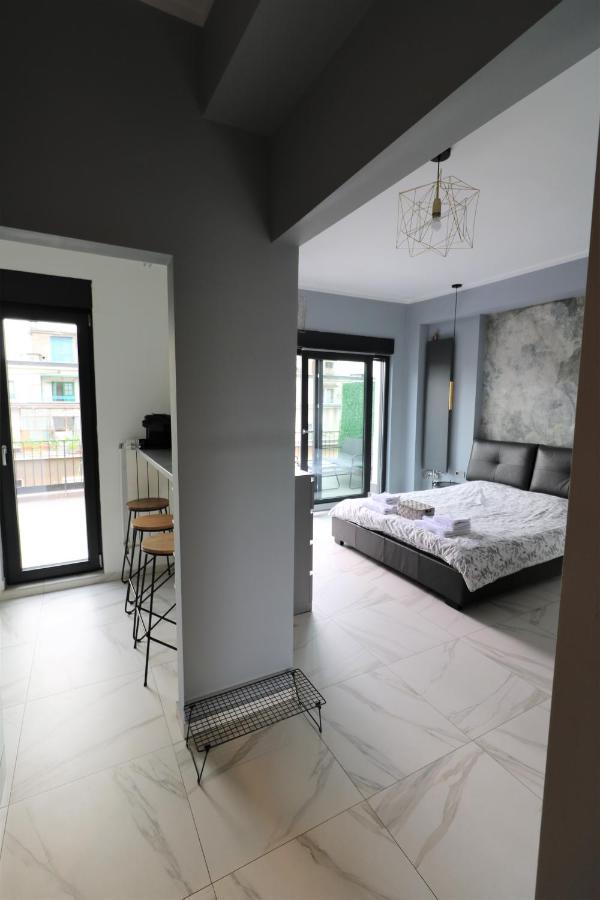 Deluxe Skyline Retreat Studio - Old Town Bucarest Exterior foto